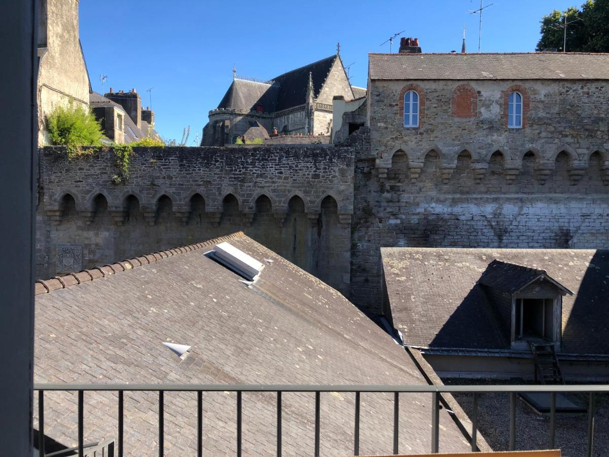 Apartment Vue Sur Remparts - Coeur De Vannes- 2ch *